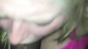 White Girl blows thick dick