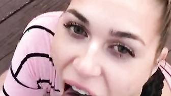 White Girls Takes Cumshot