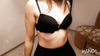 Meeting hotwife with several men