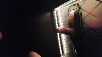 Gloryhole Babe gets a load