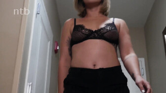Booty white babe gets her ass creamed and destroyed by that bbc