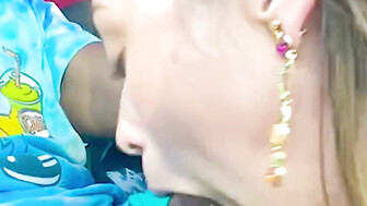 Ball worship que cock swallowing from beautiful slut