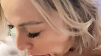 Cuckold white wife sucks bbc and hubby's dick off