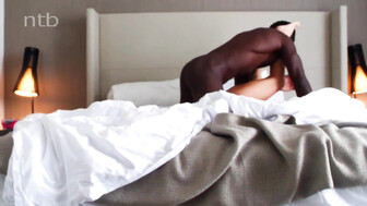 Skinny white babe takes huge black snake bareback in her bald pussy