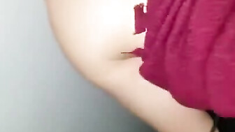 Hot girlfriend shared in gloryhole