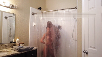 Cuckold white wife fucks bbc under shower and cums hard