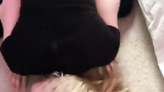 Black cock helps PAWG stretch before work