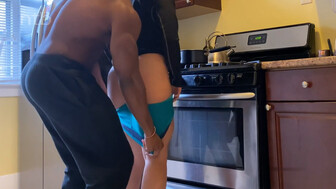 White chick with nice ass takes BBC on the kitchen