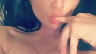 Sarah loves dick in her mouth