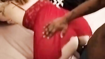 PAWG backshots in her new red