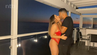 Curvy BBC slut worships her lover