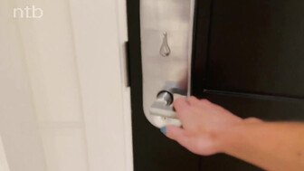 Cuckold white wife smears that bbc cream with her wedding ring