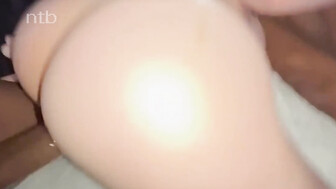 Booty white babe gets it bareback and creamy from all sides