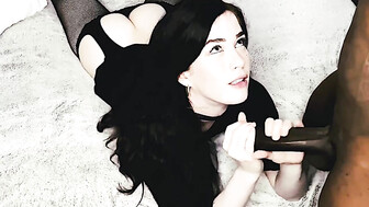 Sexy whore enjoying bbc for lunch