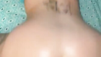 Hot body MILF creaming all over big black cock