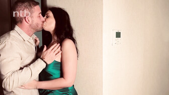 Busty babe takes that messy load of jizz on her huge boob