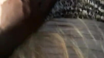 PAWG blows BBC in the kitchen