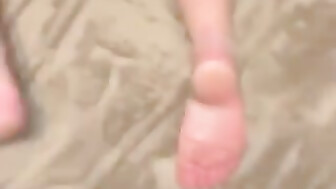 Hot Gf takes BBC deep