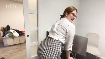Sexy white nerd takes messy shot of bbc cum on her pretty face