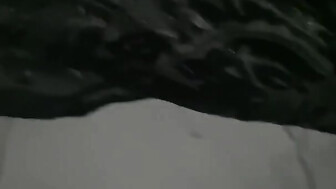 Cumshot on big white booty