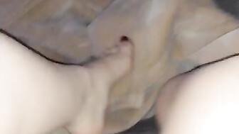 Teen wife uses toy to masturbate