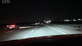 Cuckold white milf gets two cumshowers from hubby and bbc lover