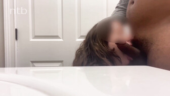 Freshly married cuckold white babe gets bbc creampie in bathroom