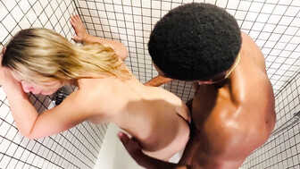 Cuckold white wife takes warm shower with bbc and gets creampied