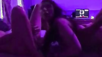 My wife eating pussy while i fuck her