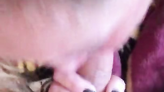 Threesome with hotwife