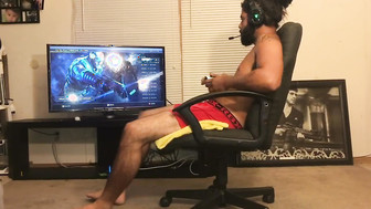 Make his cum while he play PS4