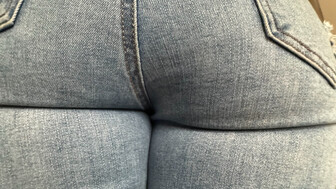 Young Latina wife sucking dick