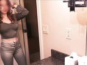 Cuckold white mom gets that creamy bbc load on her pretty face