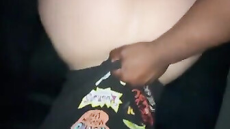 Big ass white gf gets her pussy stretched