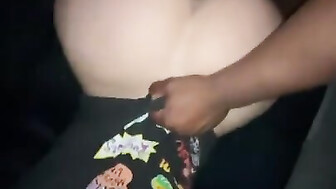 Big ass white gf gets her pussy stretched