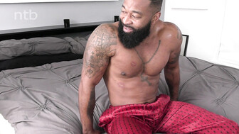 Pale skinned white babe fucks that bbc like there's no tomorrow