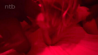 Hubby cleans wife's pussy after she took several creampies inside