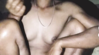 Desi very sexy wife pussy show