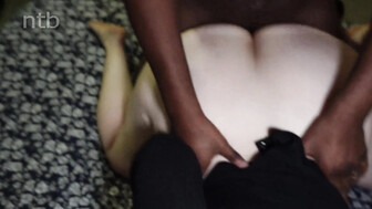 Cuckold white wife cleans bbc while hubby was cleaning her pussy