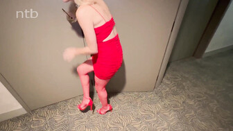 Skinny cuckold white milf was creaming all over that bbc while riding
