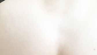 Phat ass girl twerking on BBC and squirting