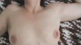 Milf sex tape cumming on a hard cock