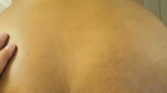 Boliviana at a hotel