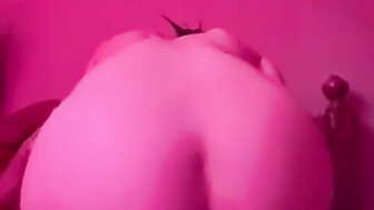 Riding baddy black cock