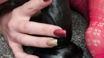 Amateur hotwife trying BBC toy