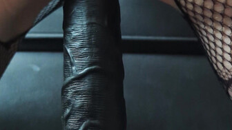 Amateur hotwife with her big black dildo