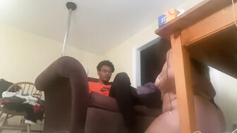 Slutty wife seduces delivery driver