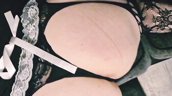 white girl with a massive ass