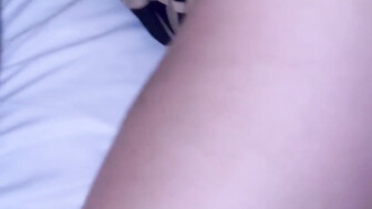 Wife with thick ass gets BBC and creampie