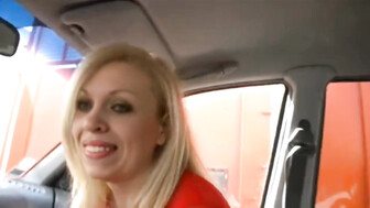 La pute Virginie dautrecque handjob in car